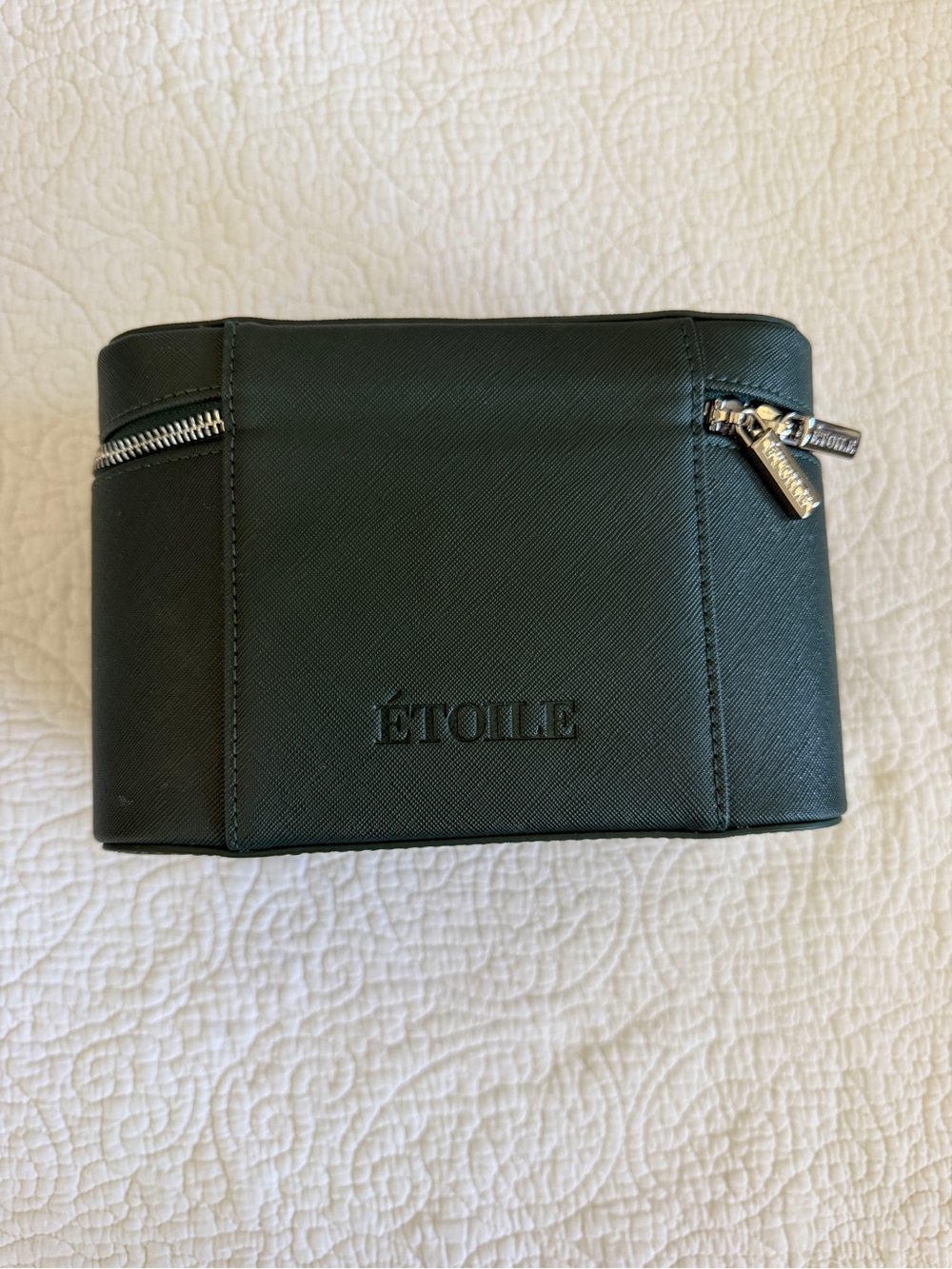 Mini Vanity Travel Train Case - Picture 2 of 4